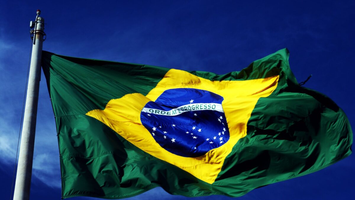 Bandeira do Brasil, simbolo das eleicoes de 2026