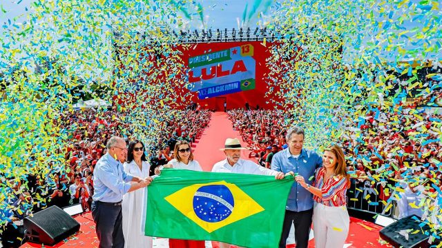 Lula discursa no lançamento oficial da campanha de 2026, em evento com apoiadores